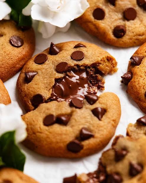 Nutella Stuffed Cookie
